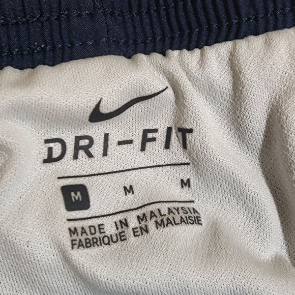 NIKE Dri Fit  Women's Navy blue running Short size M - Picture 3 of 11